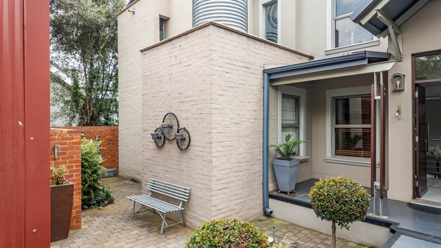 4 Bedroom Property for Sale in Southdowns Estate Gauteng
