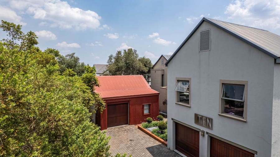 4 Bedroom Property for Sale in Southdowns Estate Gauteng
