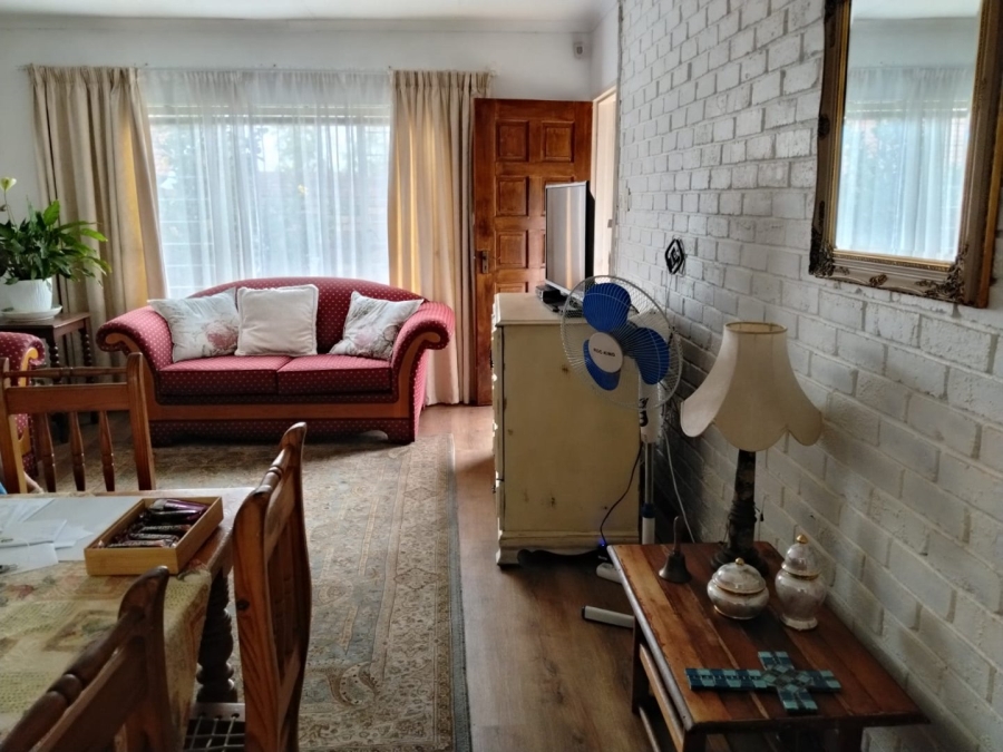 2 Bedroom Property for Sale in Noordheuwel Gauteng