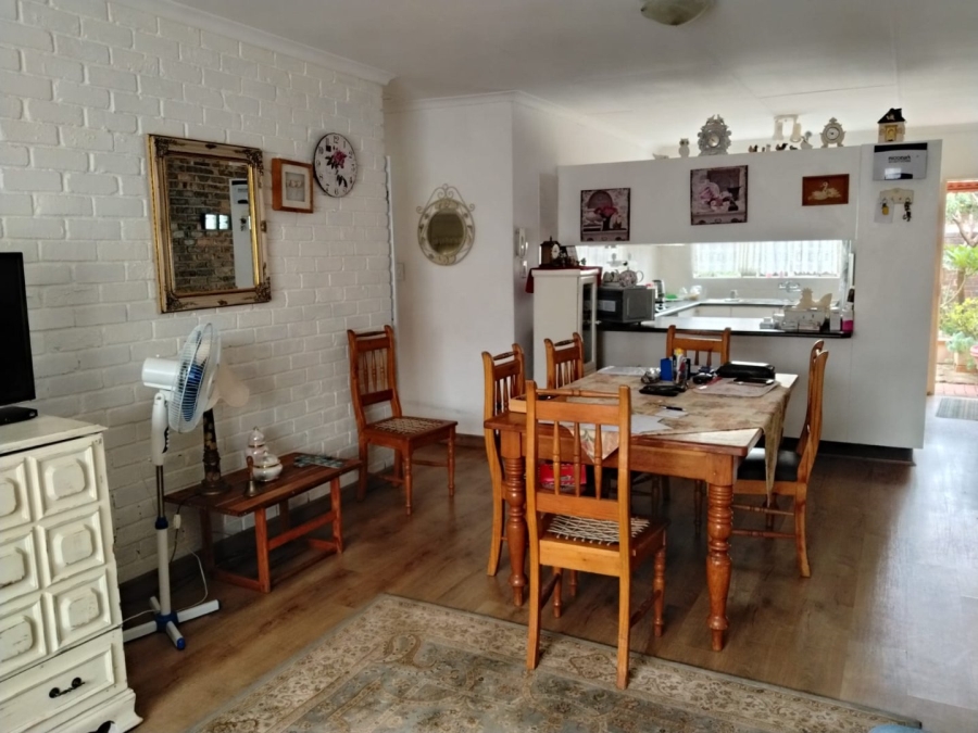 2 Bedroom Property for Sale in Noordheuwel Gauteng