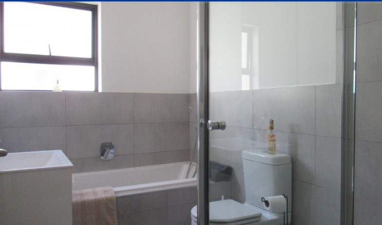 3 Bedroom Property for Sale in Pinehaven Gauteng