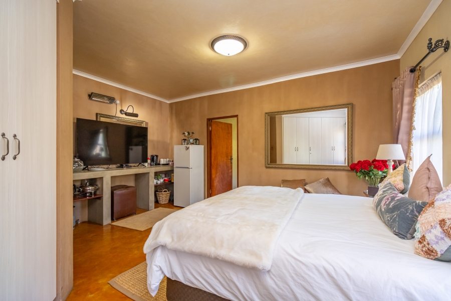 12 Bedroom Property for Sale in Ferndale Gauteng