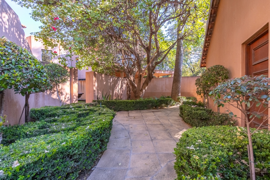 12 Bedroom Property for Sale in Ferndale Gauteng