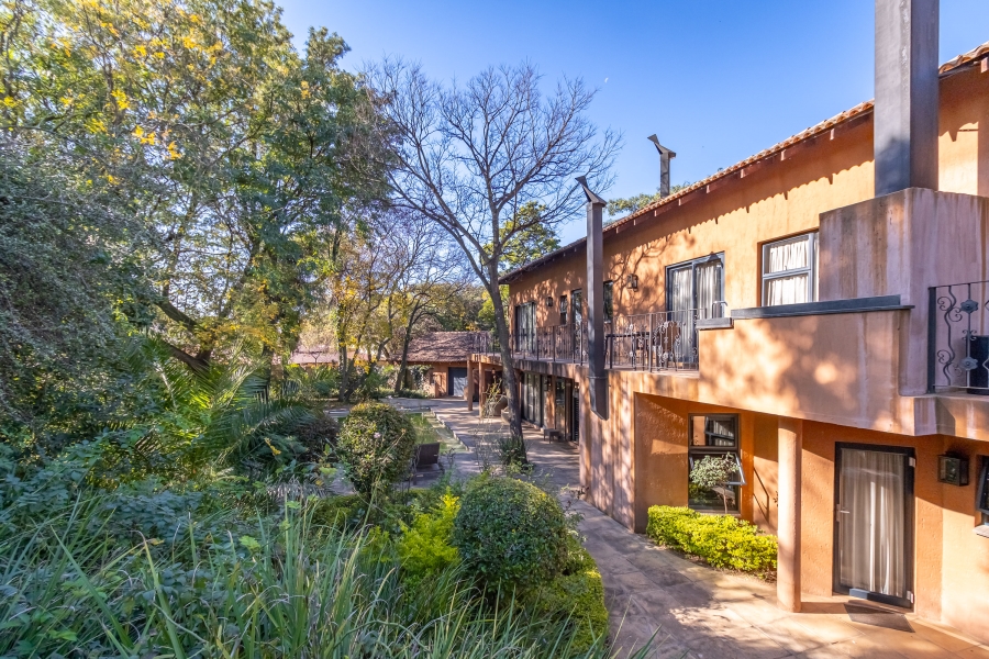 12 Bedroom Property for Sale in Ferndale Gauteng