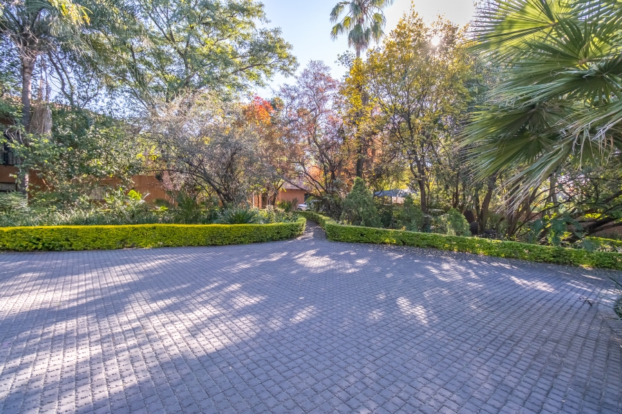 12 Bedroom Property for Sale in Ferndale Gauteng