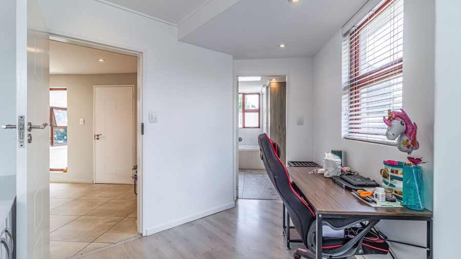 3 Bedroom Property for Sale in Bedfordview Gauteng