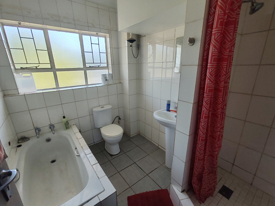 2 Bedroom Property for Sale in Villieria Gauteng