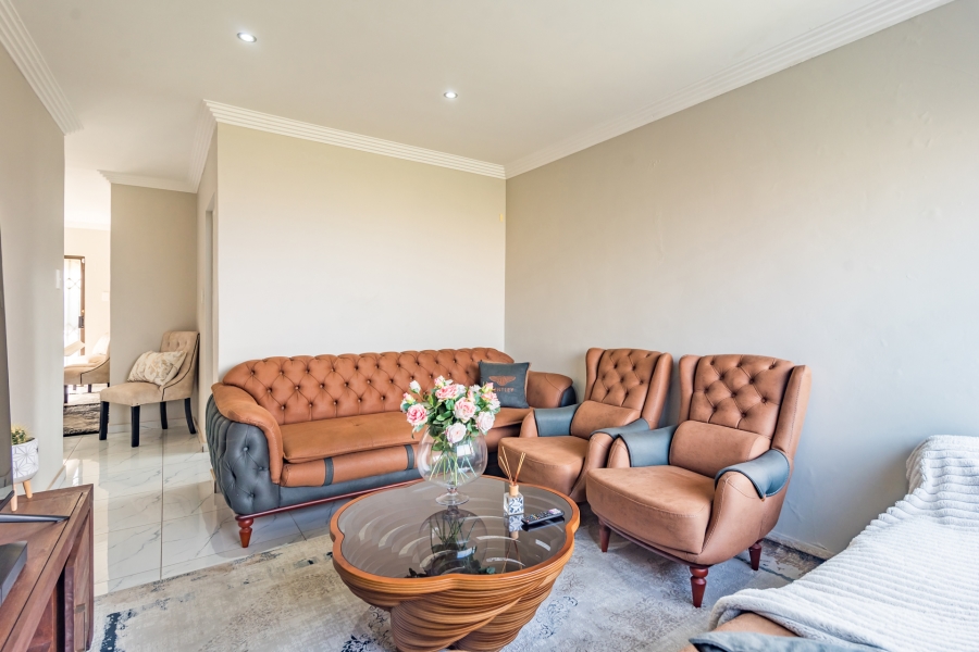 3 Bedroom Property for Sale in Wildtuinpark Gauteng