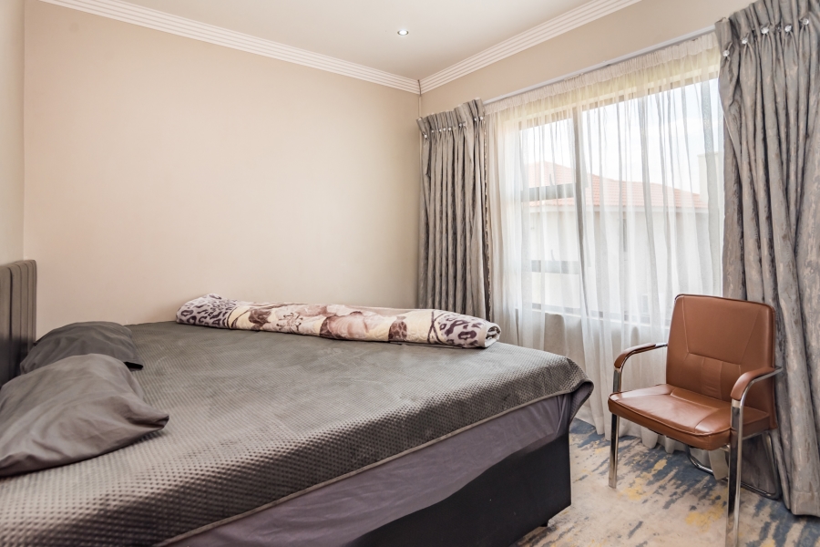 3 Bedroom Property for Sale in Wildtuinpark Gauteng