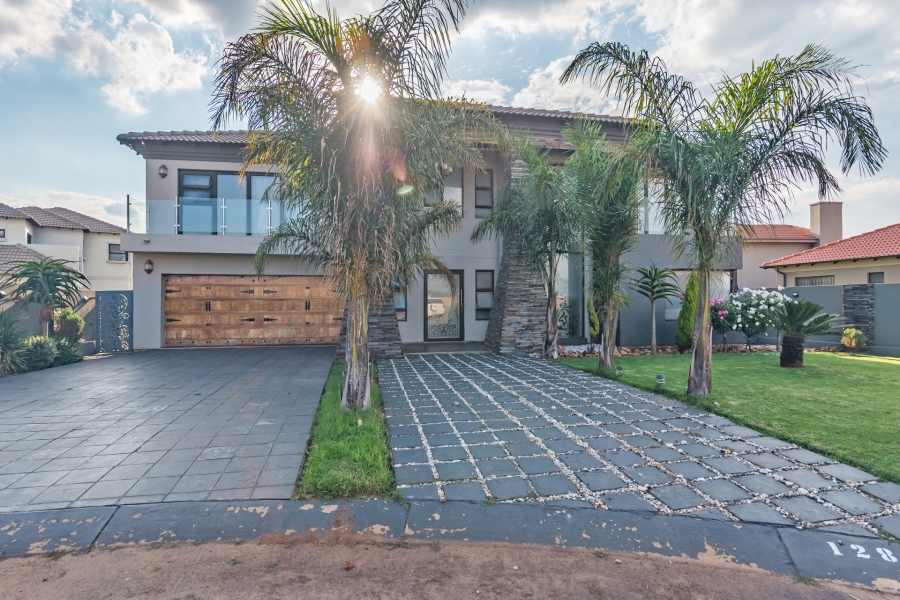 3 Bedroom Property for Sale in Wildtuinpark Gauteng