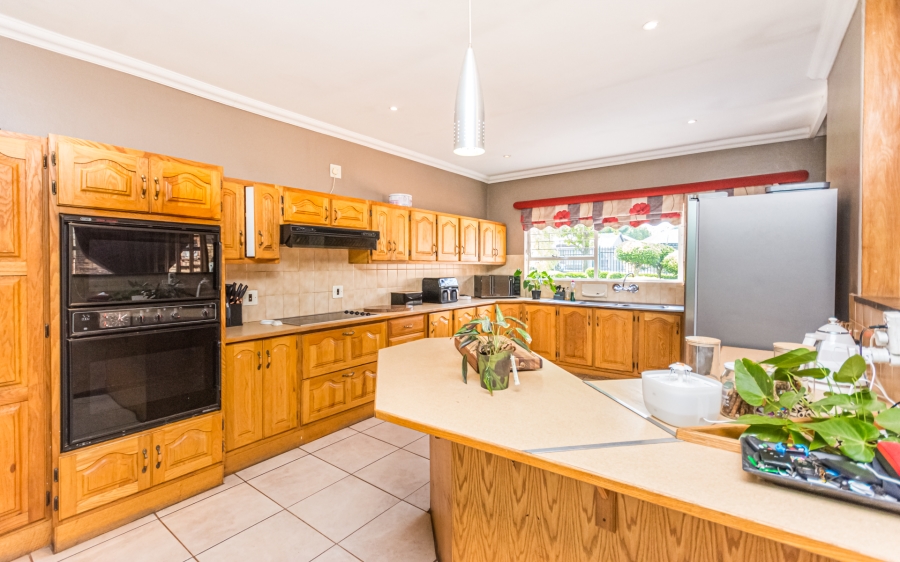 4 Bedroom Property for Sale in Lyttelton Manor Gauteng