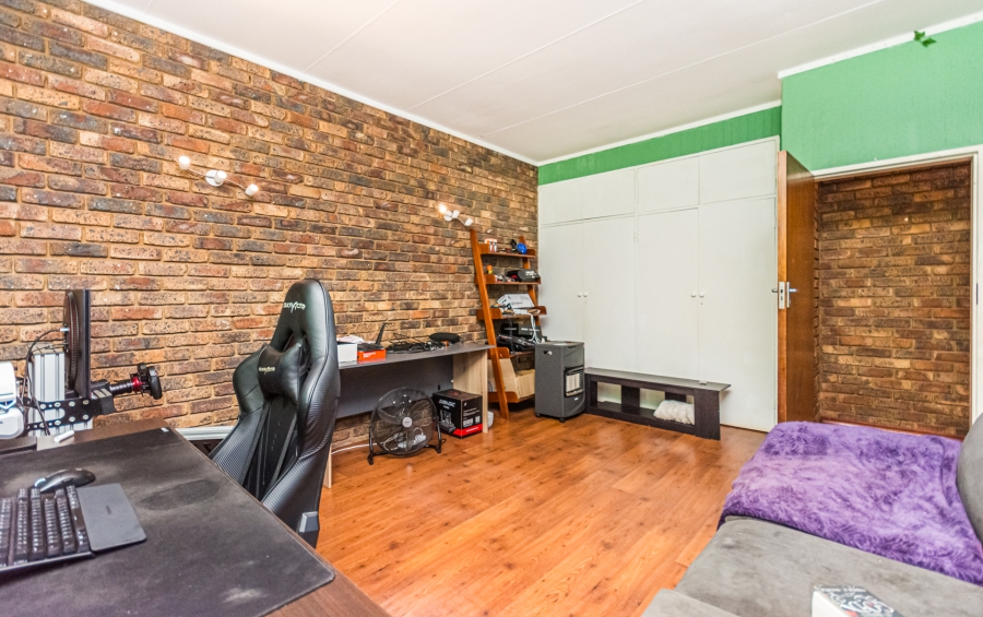 4 Bedroom Property for Sale in Lyttelton Manor Gauteng