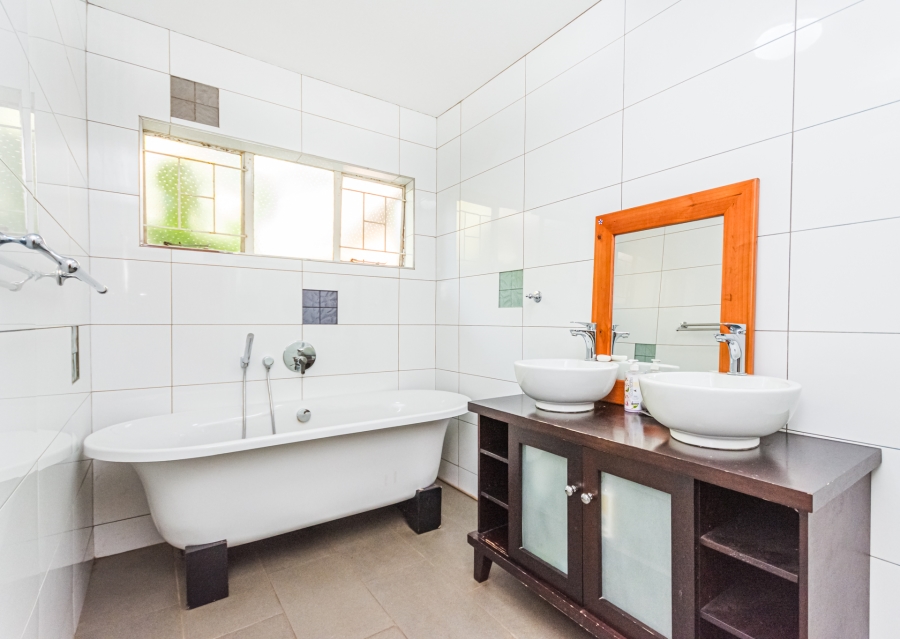 4 Bedroom Property for Sale in Lyttelton Manor Gauteng