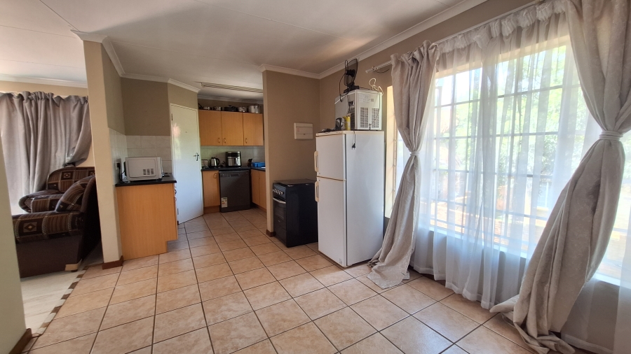 2 Bedroom Property for Sale in Equestria Gauteng