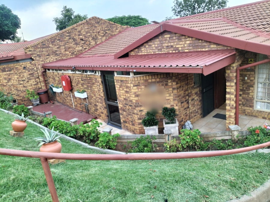 2 Bedroom Property for Sale in Amandasig Gauteng