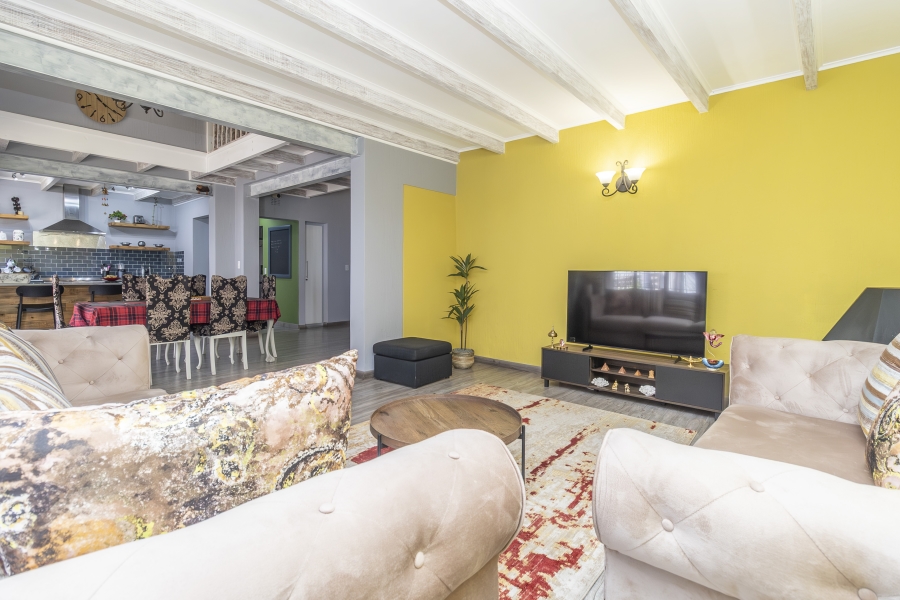 3 Bedroom Property for Sale in Magaliessig Gauteng