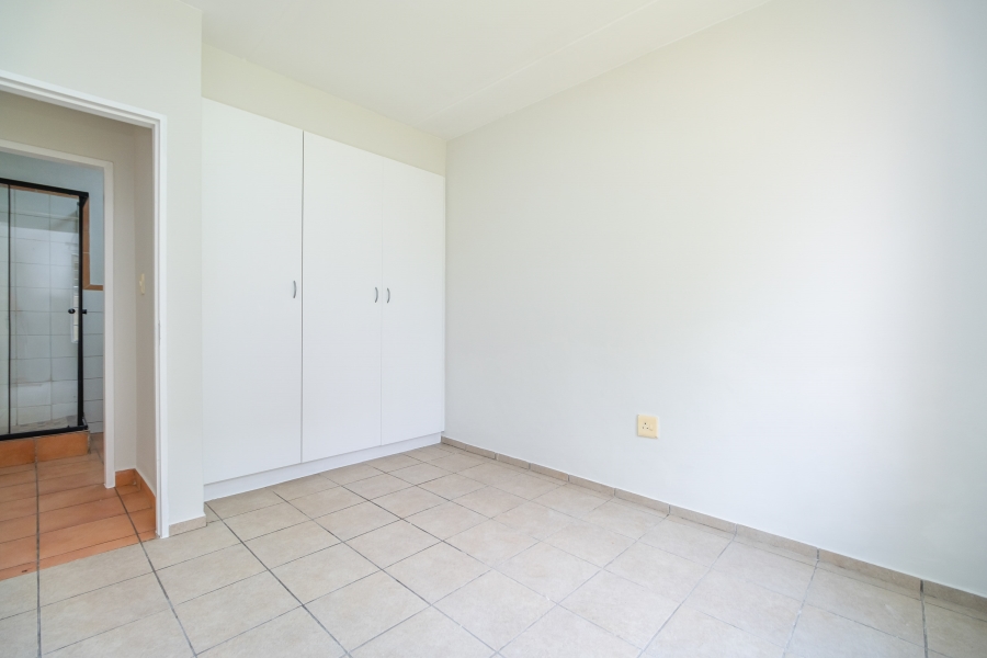 2 Bedroom Property for Sale in Noordhang Gauteng