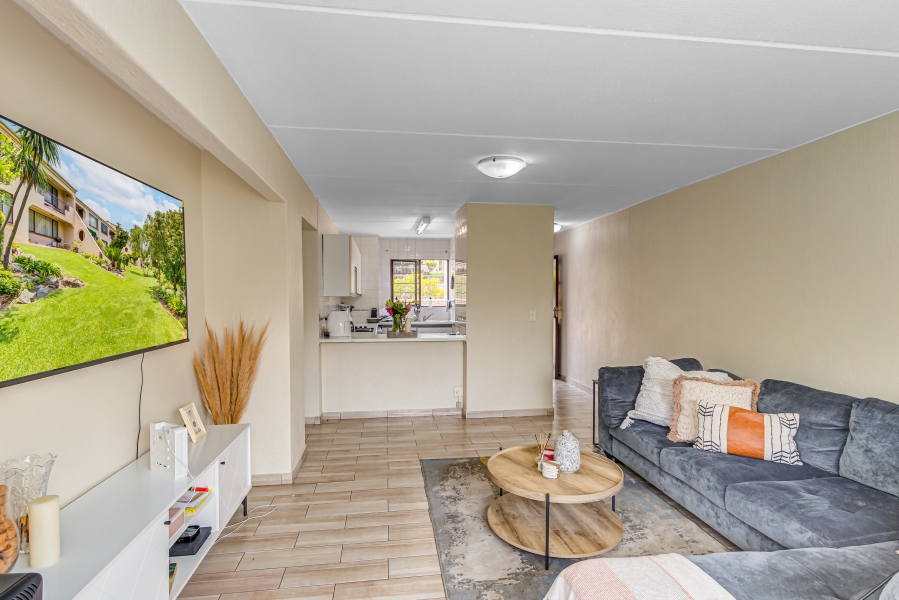 2 Bedroom Property for Sale in Sunninghill Gauteng