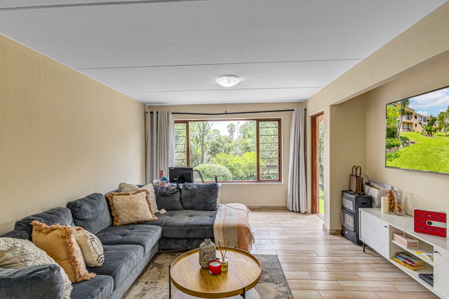 2 Bedroom Property for Sale in Sunninghill Gauteng