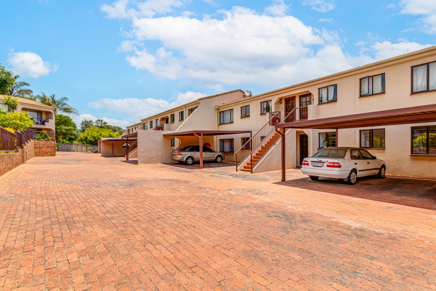 2 Bedroom Property for Sale in Sunninghill Gauteng