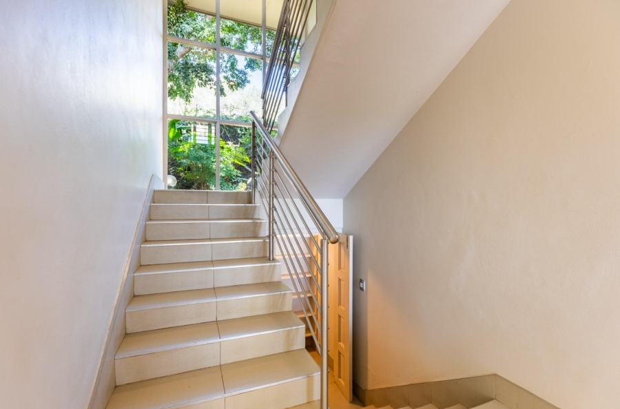 6 Bedroom Property for Sale in Waterkloof Ridge Gauteng