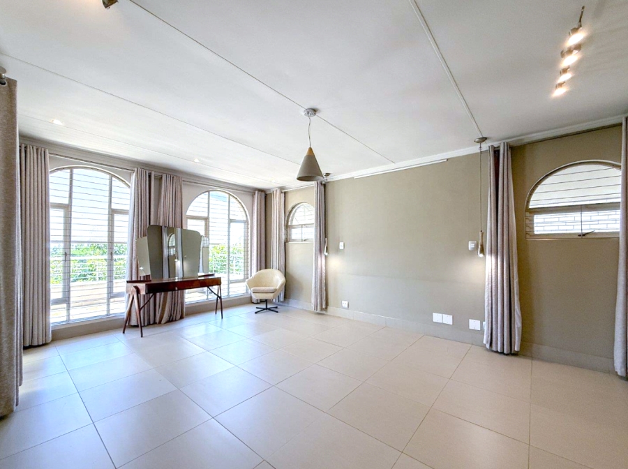 6 Bedroom Property for Sale in Waterkloof Ridge Gauteng