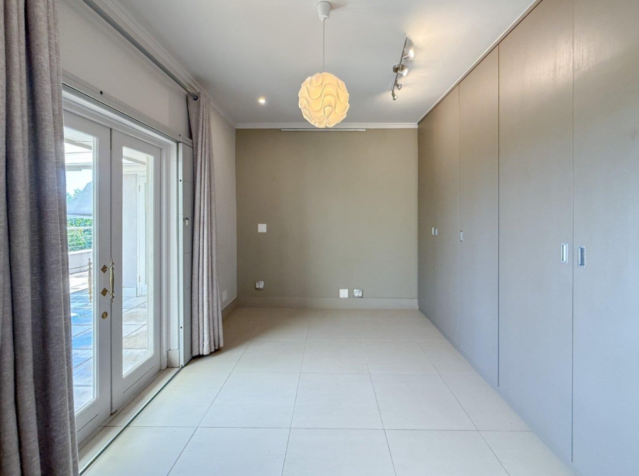 6 Bedroom Property for Sale in Waterkloof Ridge Gauteng