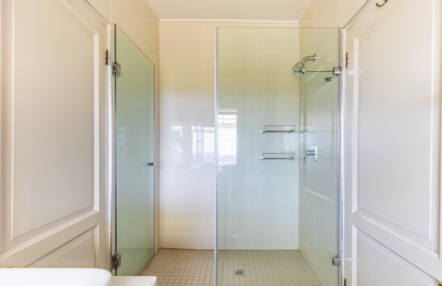 6 Bedroom Property for Sale in Waterkloof Ridge Gauteng