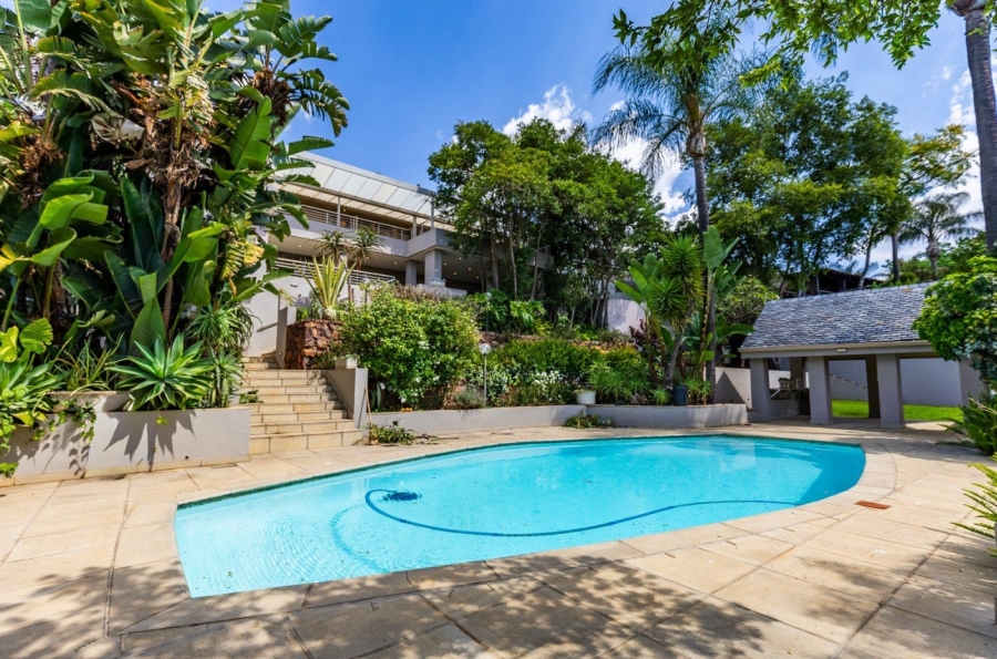 6 Bedroom Property for Sale in Waterkloof Ridge Gauteng