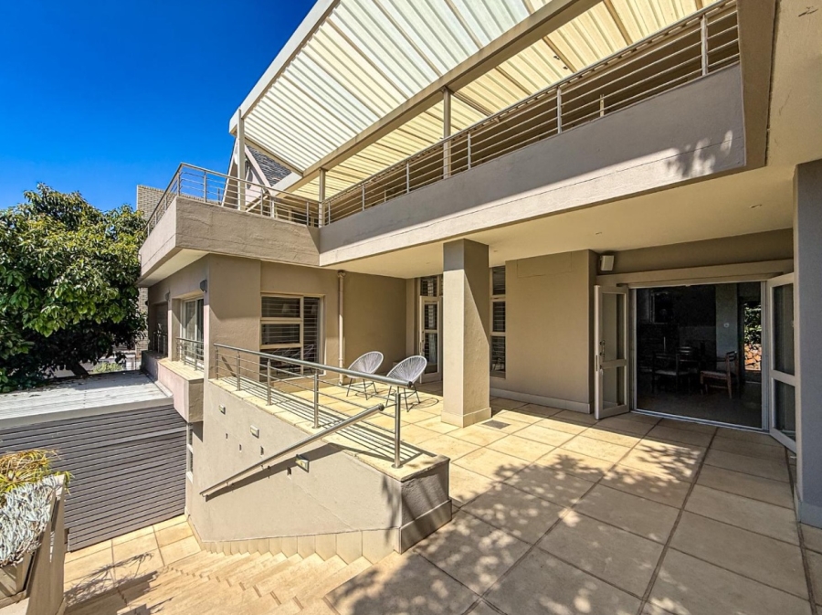 6 Bedroom Property for Sale in Waterkloof Ridge Gauteng