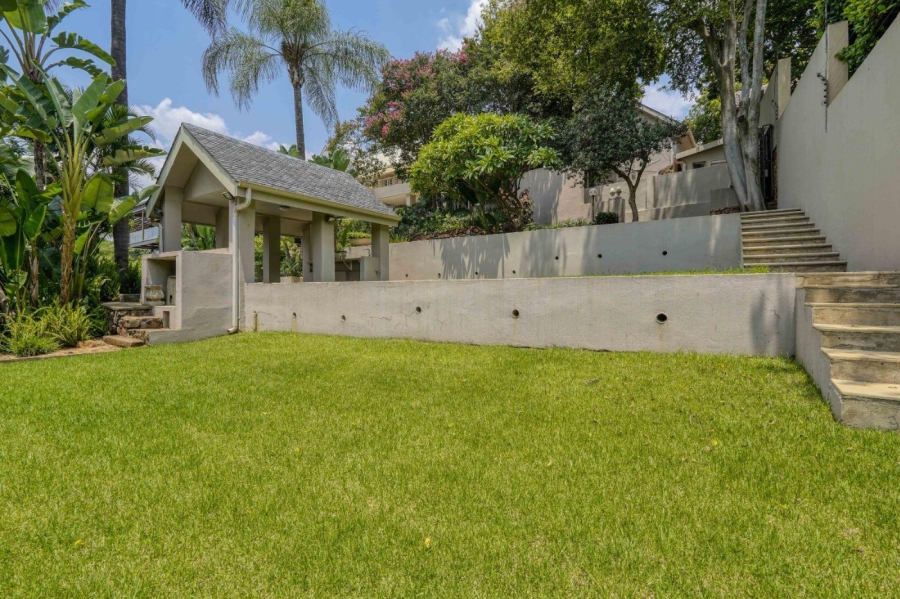 6 Bedroom Property for Sale in Waterkloof Ridge Gauteng