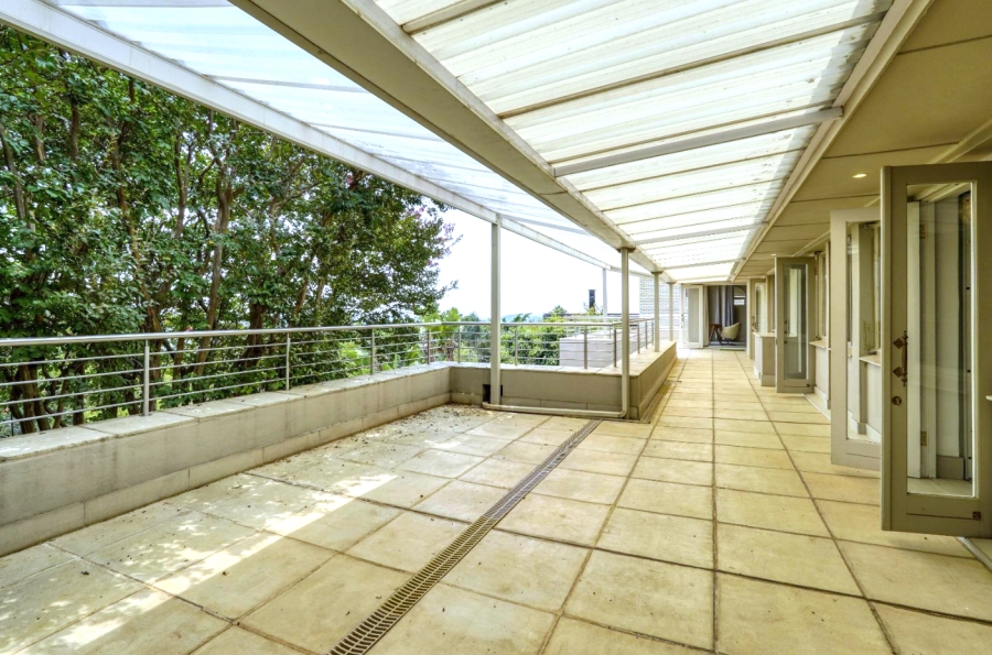 6 Bedroom Property for Sale in Waterkloof Ridge Gauteng