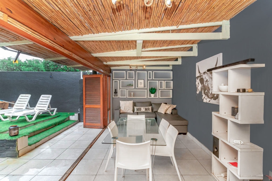 To Let 3 Bedroom Property for Rent in Melville Gauteng