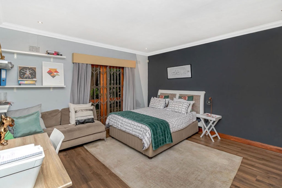 To Let 3 Bedroom Property for Rent in Melville Gauteng