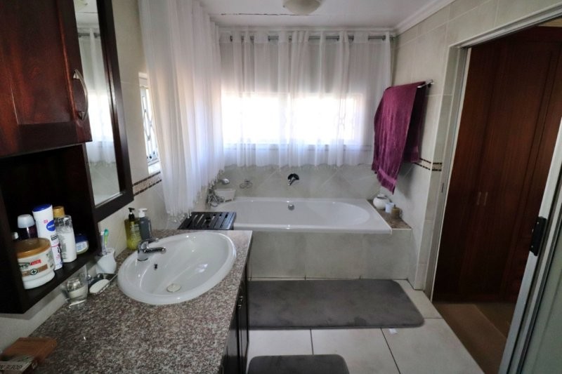 3 Bedroom Property for Sale in Sunnyridge Gauteng