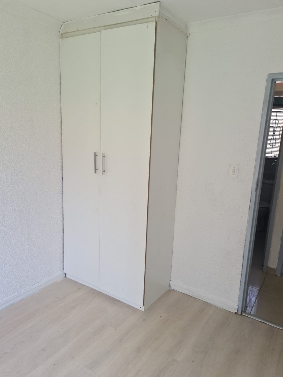 3 Bedroom Property for Sale in Ormonde Gauteng