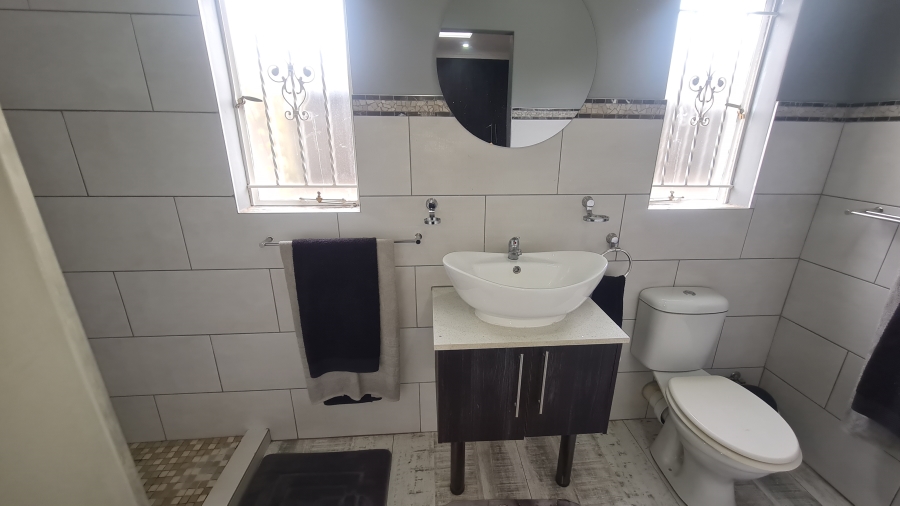 4 Bedroom Property for Sale in Kenleaf Gauteng