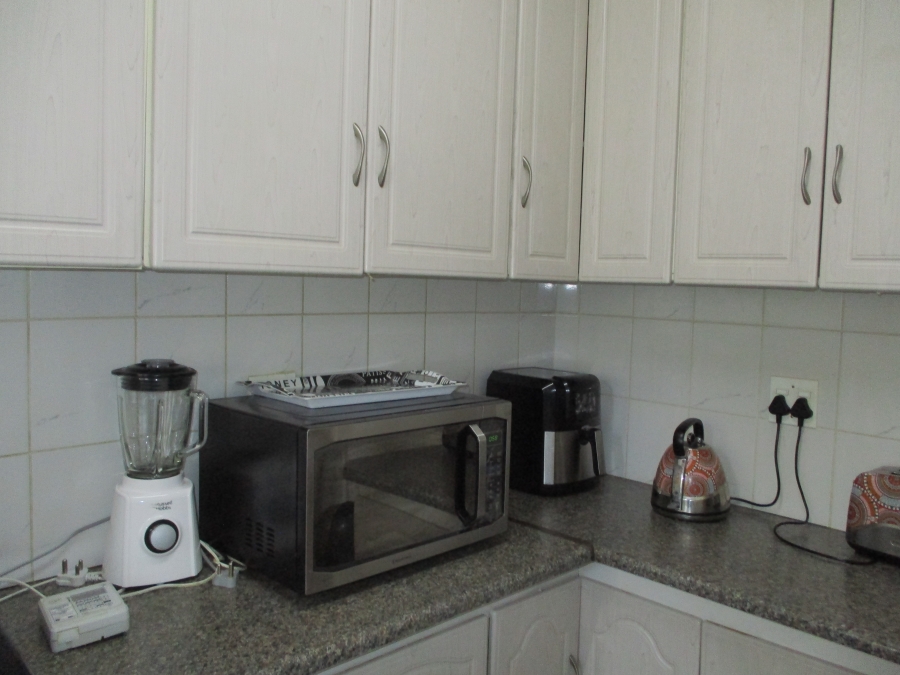 2 Bedroom Property for Sale in Florida Gauteng