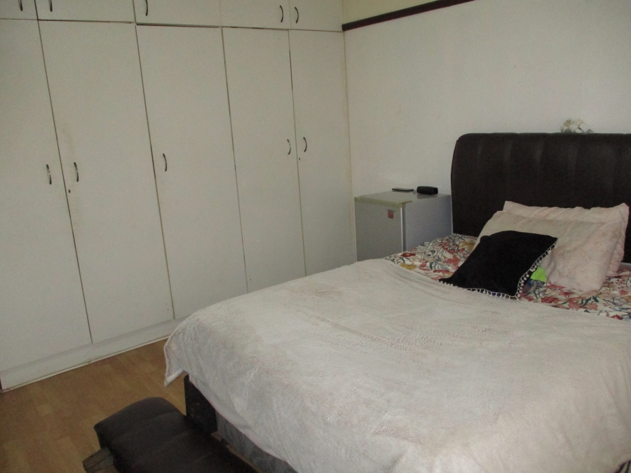 2 Bedroom Property for Sale in Florida Gauteng