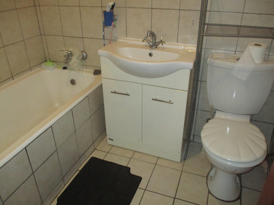 2 Bedroom Property for Sale in Florida Gauteng