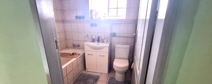2 Bedroom Property for Sale in Florida Gauteng