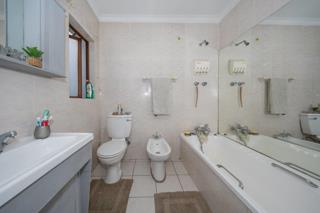 2 Bedroom Property for Sale in Buurendal Gauteng