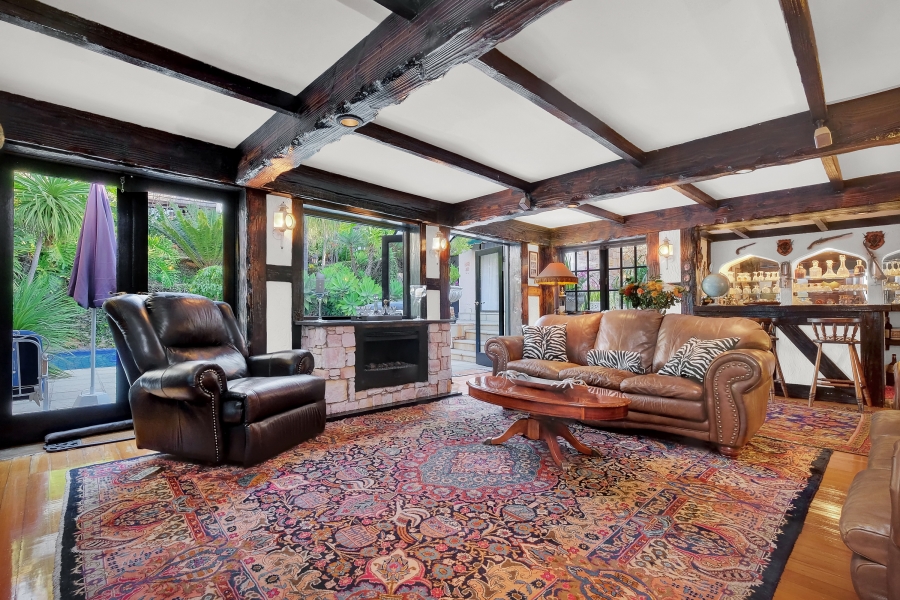 8 Bedroom Property for Sale in Westcliff Gauteng