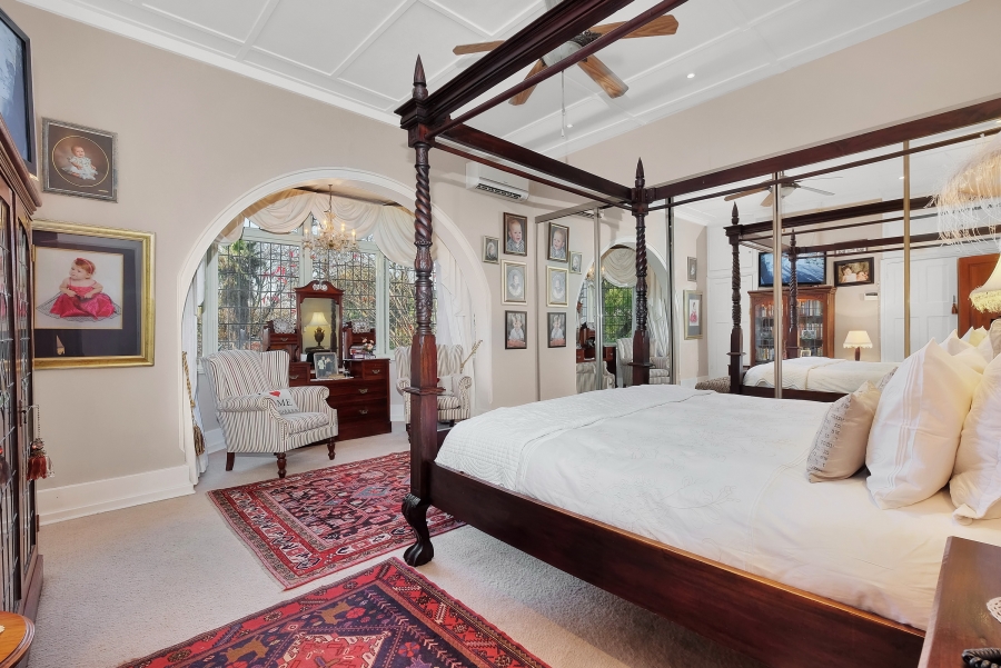 8 Bedroom Property for Sale in Westcliff Gauteng