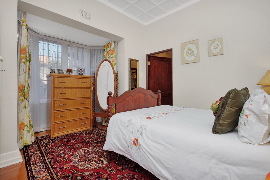 8 Bedroom Property for Sale in Westcliff Gauteng