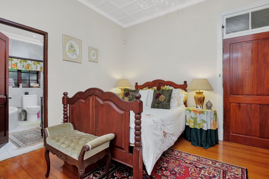 8 Bedroom Property for Sale in Westcliff Gauteng