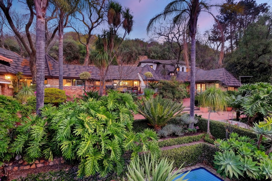 8 Bedroom Property for Sale in Westcliff Gauteng