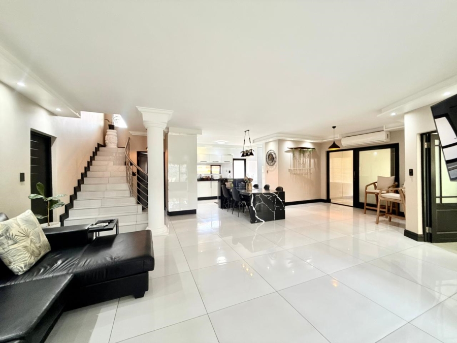 4 Bedroom Property for Sale in Amberfield Gauteng