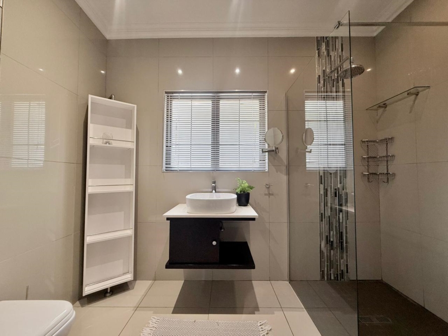 4 Bedroom Property for Sale in Amberfield Gauteng