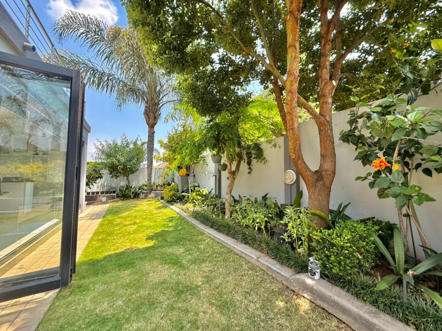 4 Bedroom Property for Sale in Amberfield Gauteng